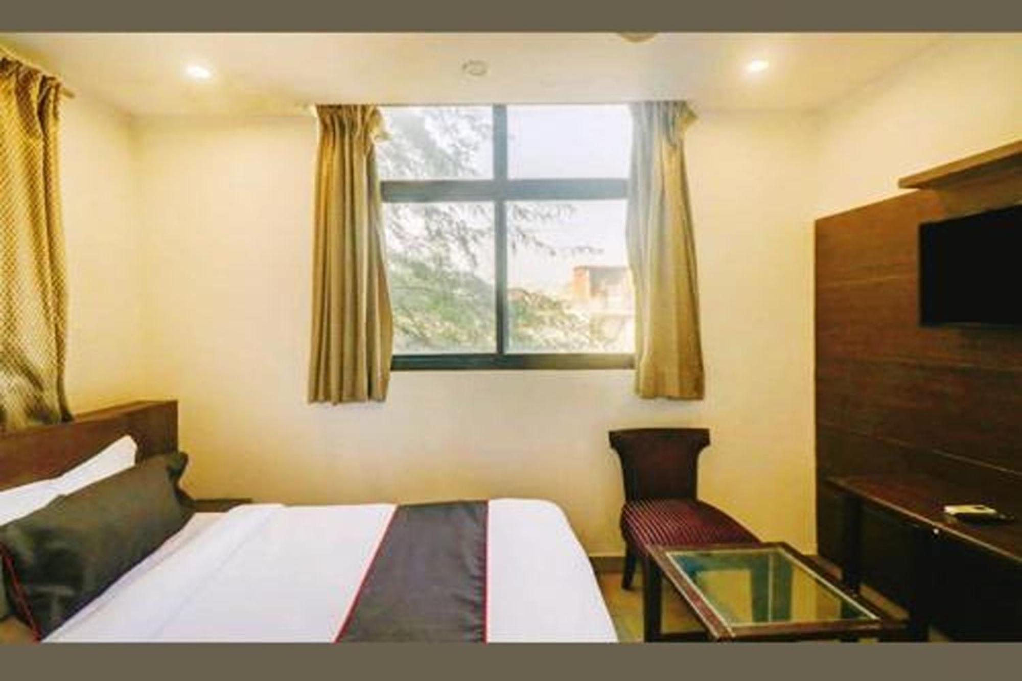 Aravali Residency B&B New Delhi Exterior photo